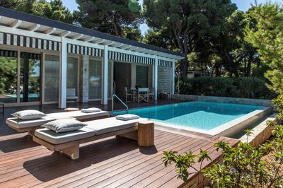 Garden View Bungalow Suite with Pool