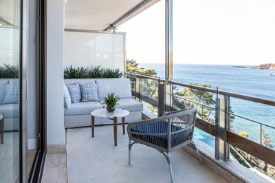 Arion Sea View Room