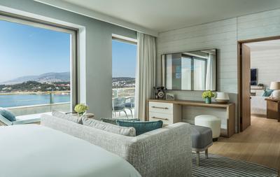 1-Bedroom Arion Sea View Suite