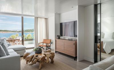 1-Bedroom Nafsika Sea View Suite