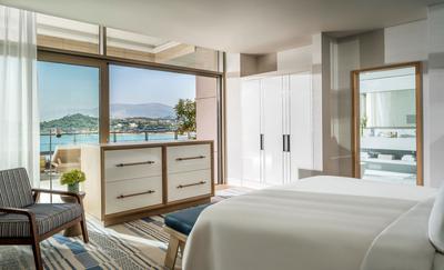 2-Bedroom Arion Royal Suite