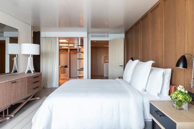 Nafsika Ambassador Suite