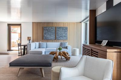 Nafsika Ambassador Suite