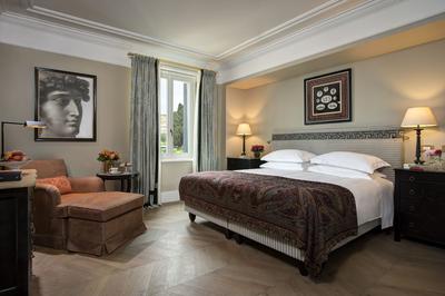 De la Ville Penthouse Suite