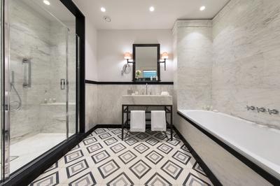 Panoramic Suite with Terrace