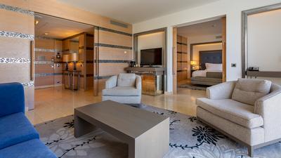 Grand Deluxe Suite - Pool View