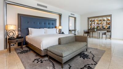 Grand Deluxe Suite - Pool View