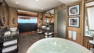 Deluxe King Overwater Villa