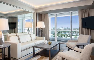 One Bedroom Residence Intracoastal/Ocean View