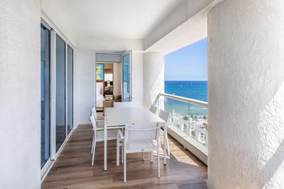 Two Bedroom Residence Intracoastal/Ocean View