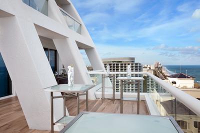 Three Bedroom Residence Oceanfront