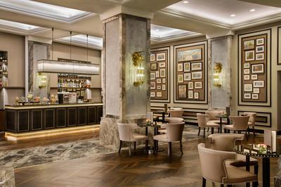 Monet Lounge & Patisserie