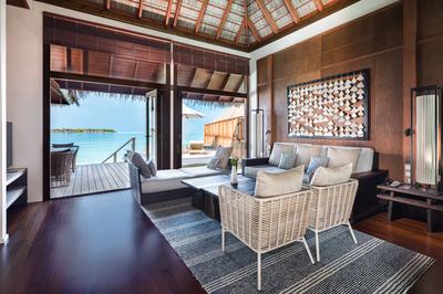 Grand Water Villa with Pool