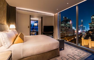 King Corner Suite
