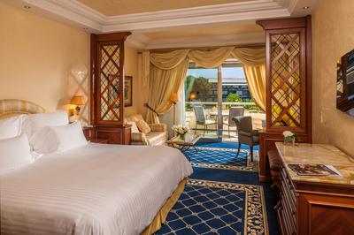Deluxe Room - Residencial View