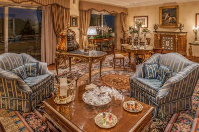 Napoleon Suite