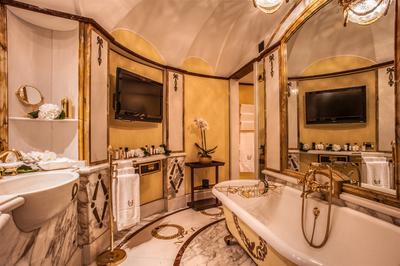 Napoleon Suite