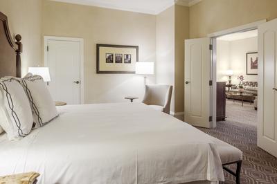 Luxury Suite