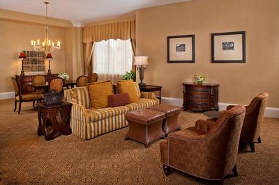 Waldorf Suite