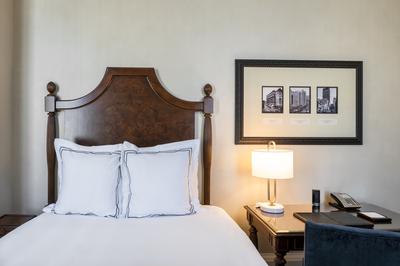 One Queen Bed