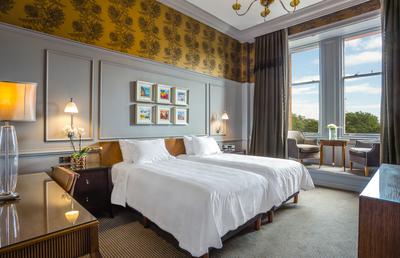 Twin Premier Room with Castle View