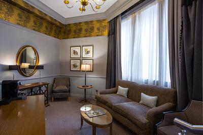 King Junior Suite