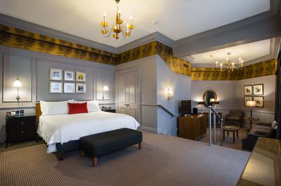 King Junior Suite