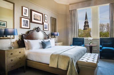 Sir Walter Scott Suite with Castle View