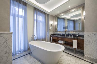 1-Bedroom Suite