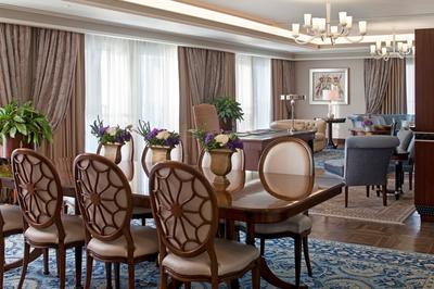 Palace Suite