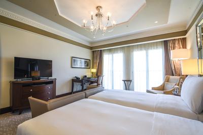 Grand Family Room