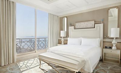 King One Bedroom Suite With Sea View