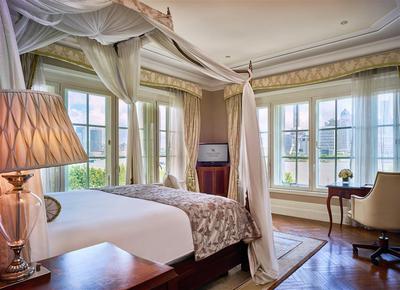 Guest room