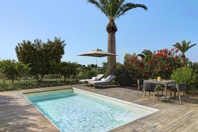 Deluxe Suite with Plunge Pool