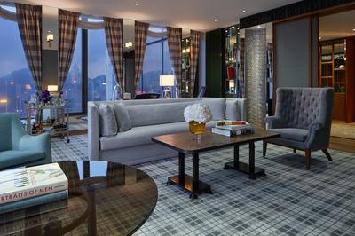 Manor Suite