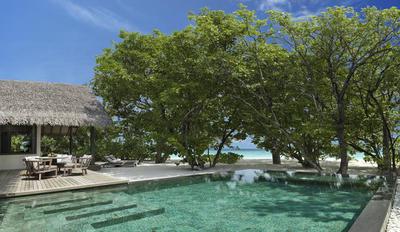 Beach Pool Suite Pool