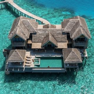 x Four Bedroom Over water pool Residence