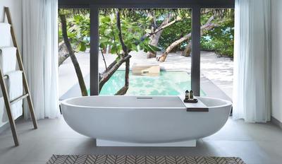 Beach Pool Villa Bathroom