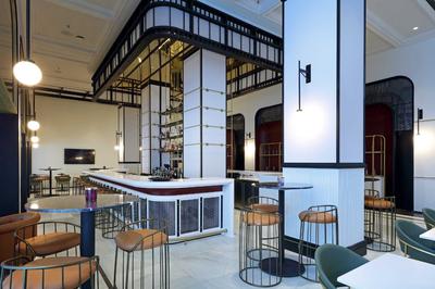 Tris Vermutería & Bar