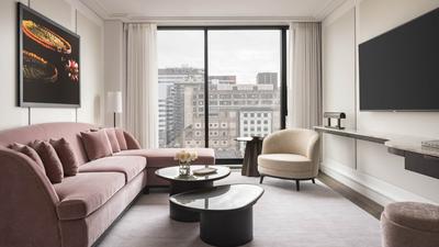 Deluxe One Bedroom Suite