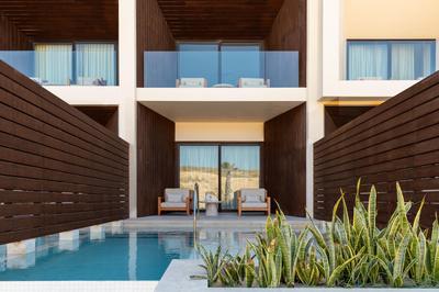Deluxe King Private Pool