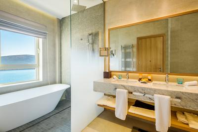 Grand Deluxe Room
