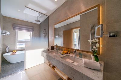Grand Deluxe Suite