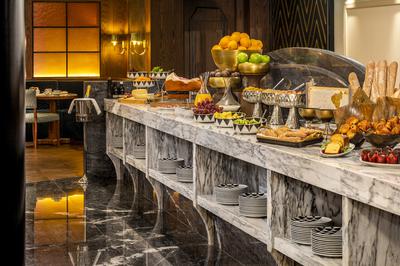 Breakfast Room