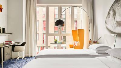 2 Twin Beds Garden View