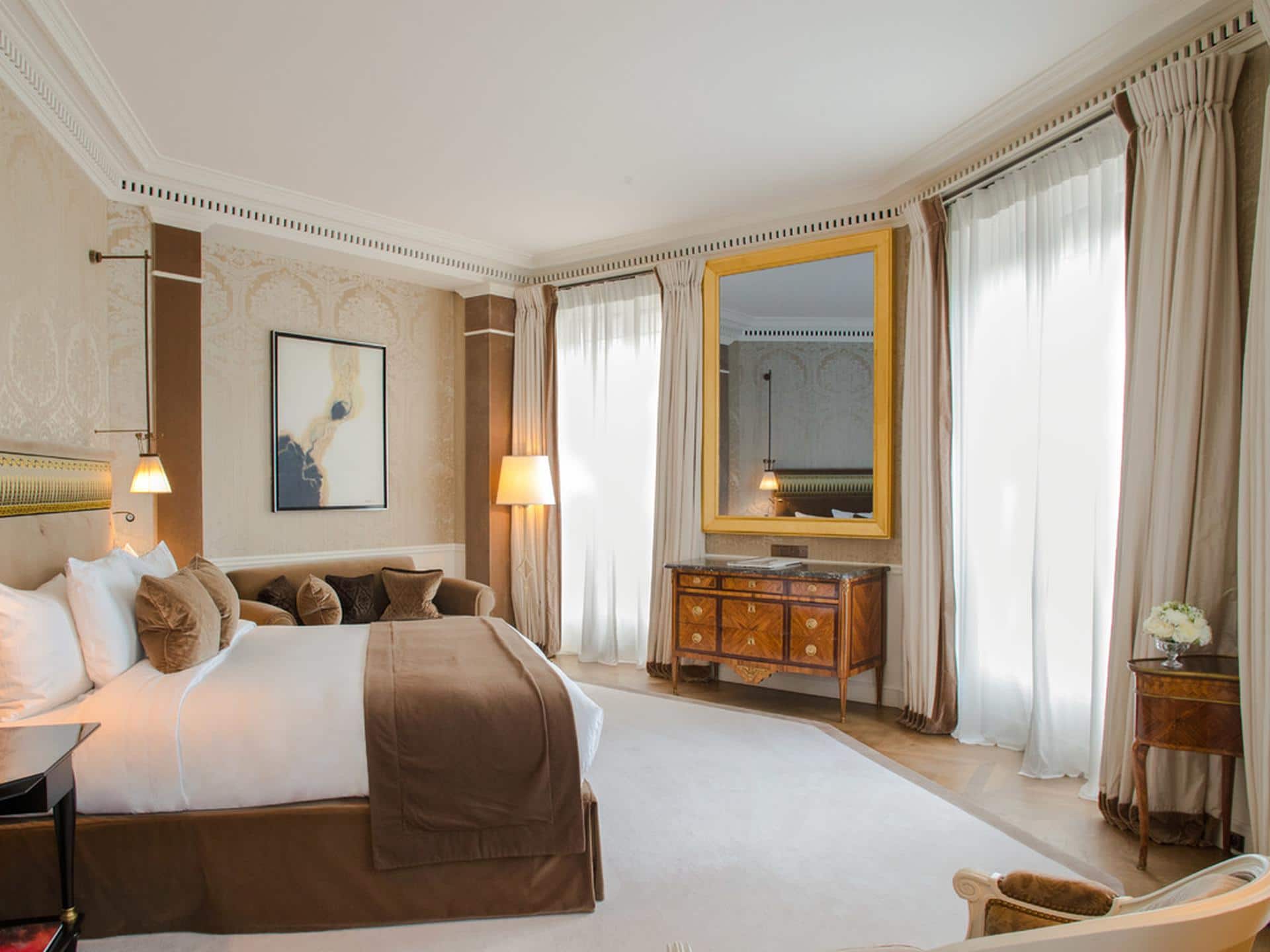 Duc de Morny Suite