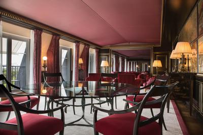 Elysee Suite