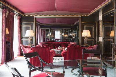 Eiffel Imperial Suite