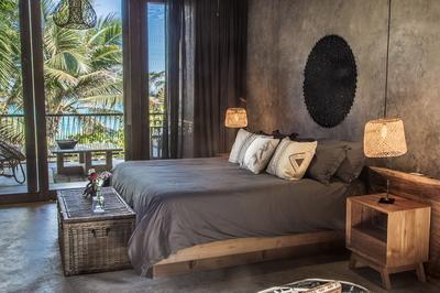 Ocean Front Suite