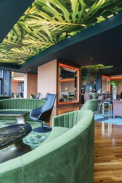 Lobby Bar